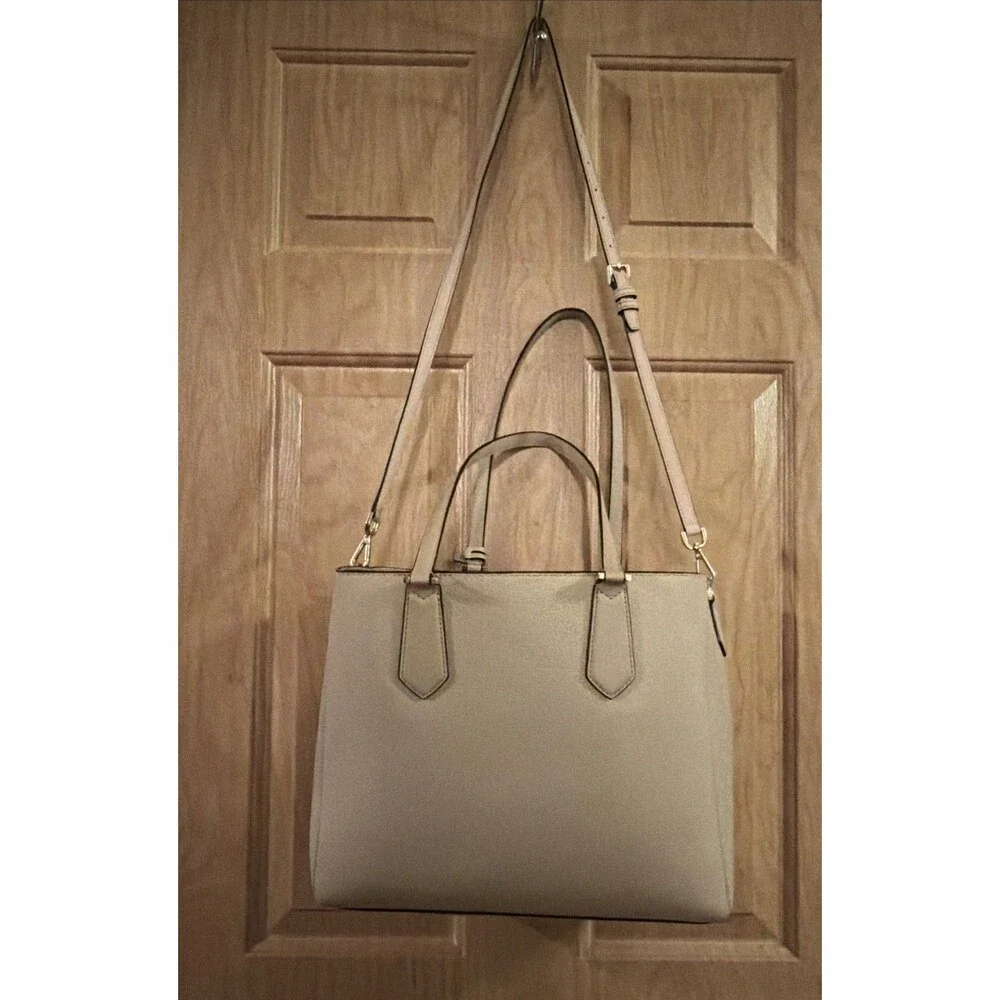 MICHAEL KORS  Pre-Owned Large 3-in-1 Tote Bag. Nude Color.  Excellent Condition!
